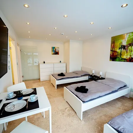 Work & In Apartment Ahrensburg